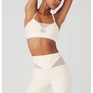 ALO yoga Airlift Mesh Allure Bra size XS & high waist Allure leggings IVORY sm